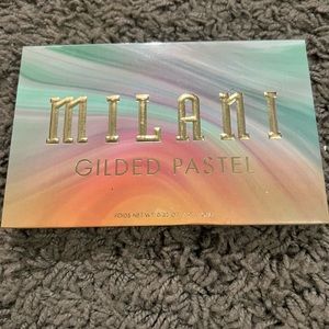 NIB milani pastel eyeshadow palette